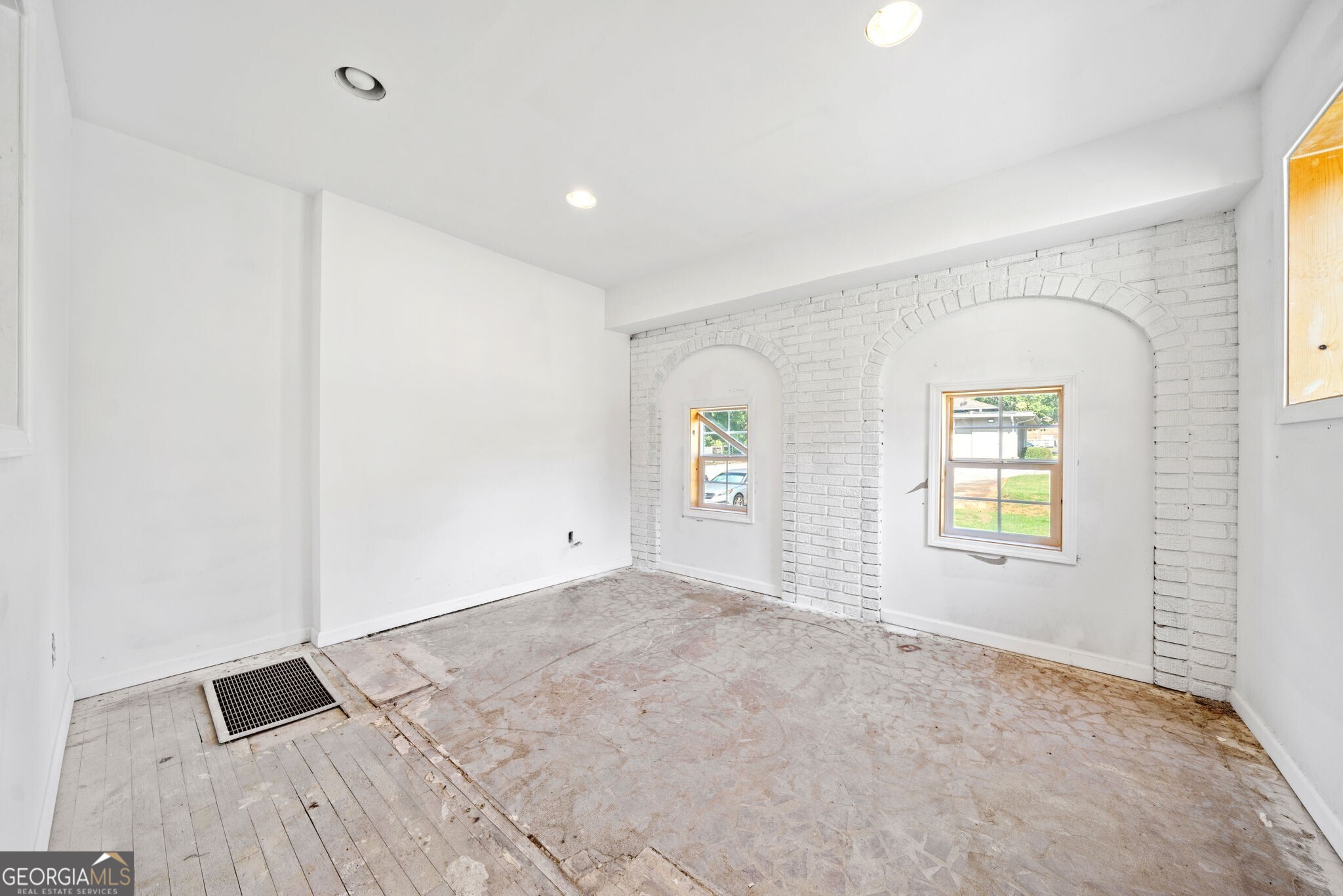 Atlanta, Georgia 30317, United States, ,Commercial,Active,38867