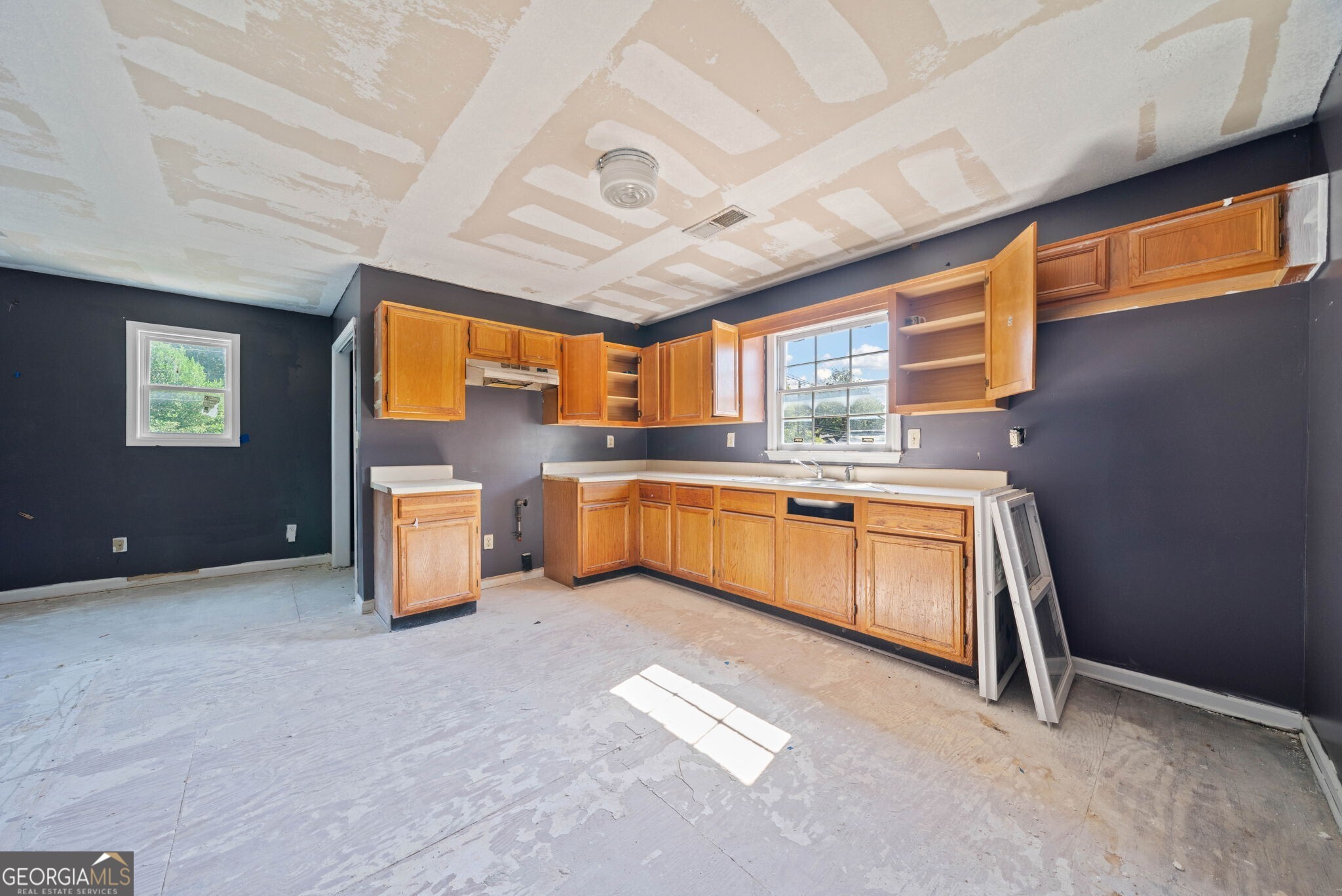 Atlanta, Georgia 30317, United States, ,Commercial,Active,38867