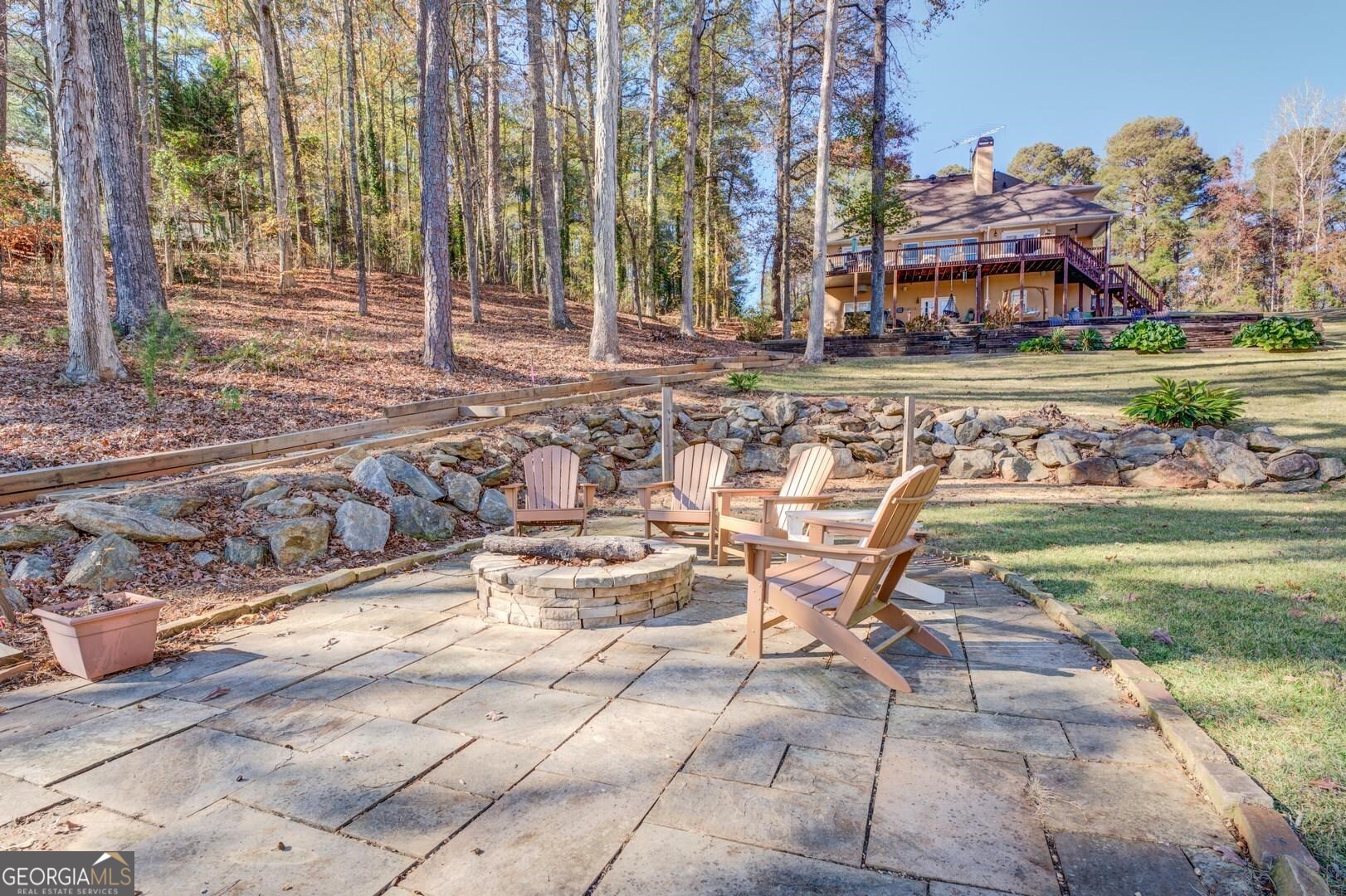 667 Cardinal DR