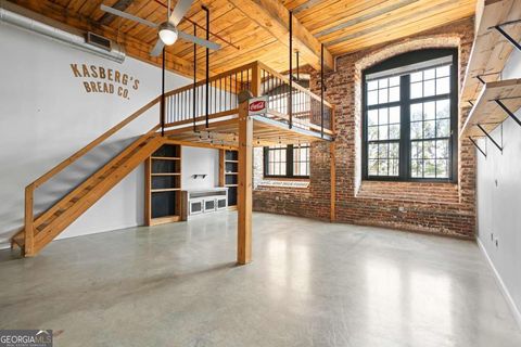 170 Boulevard SE H-221 Atlanta GA 30312