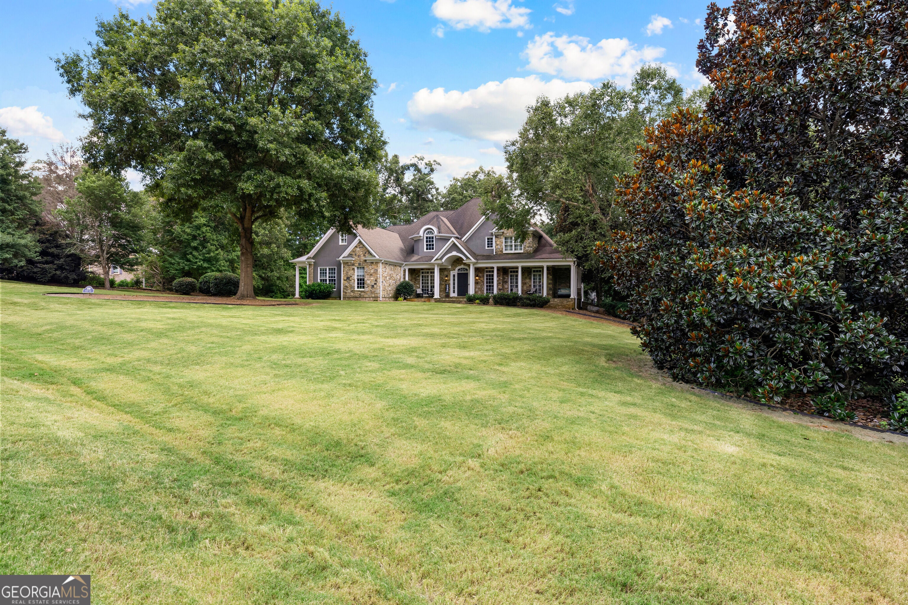 598 Elliott RD