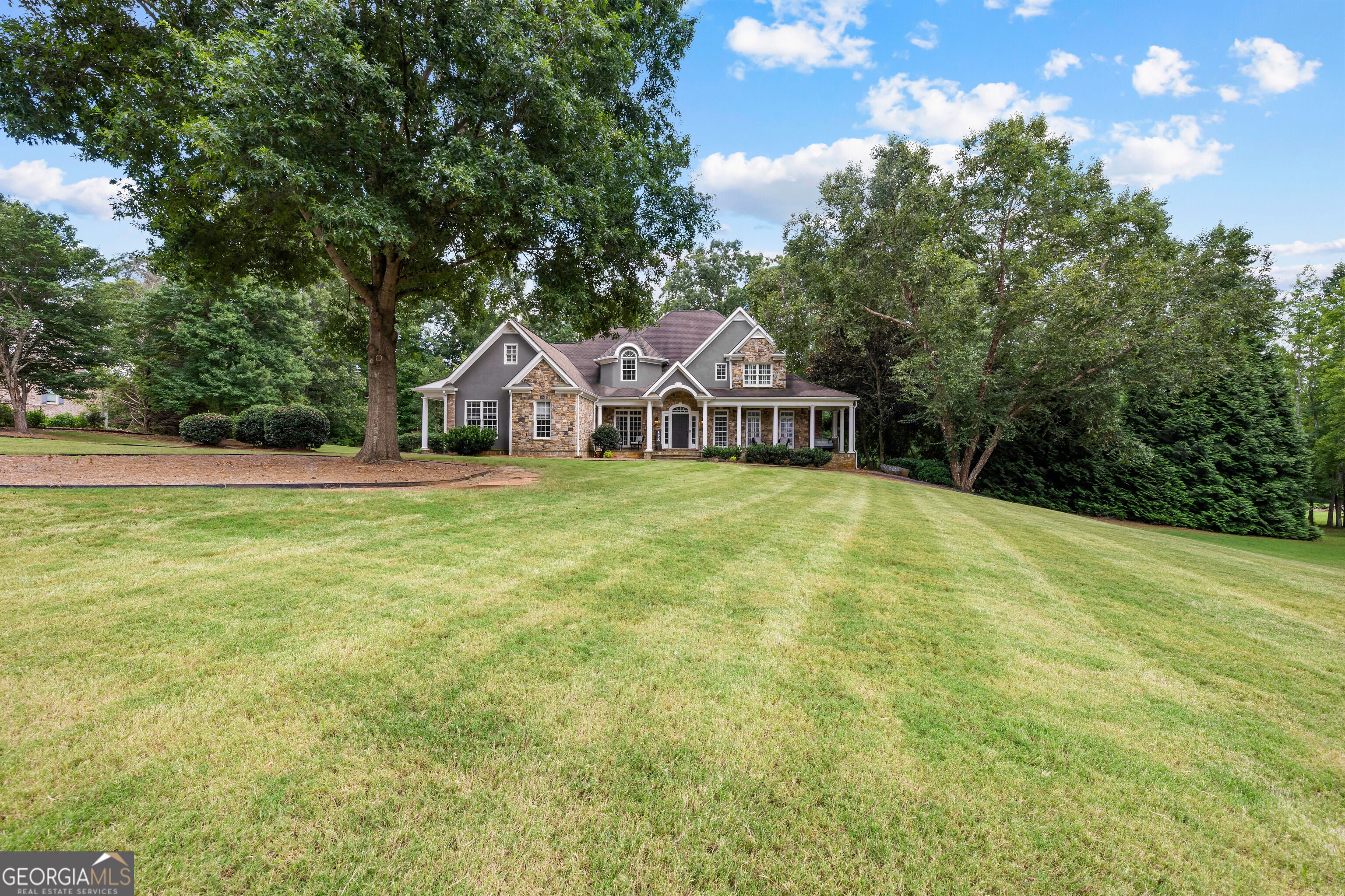 598 Elliott RD
