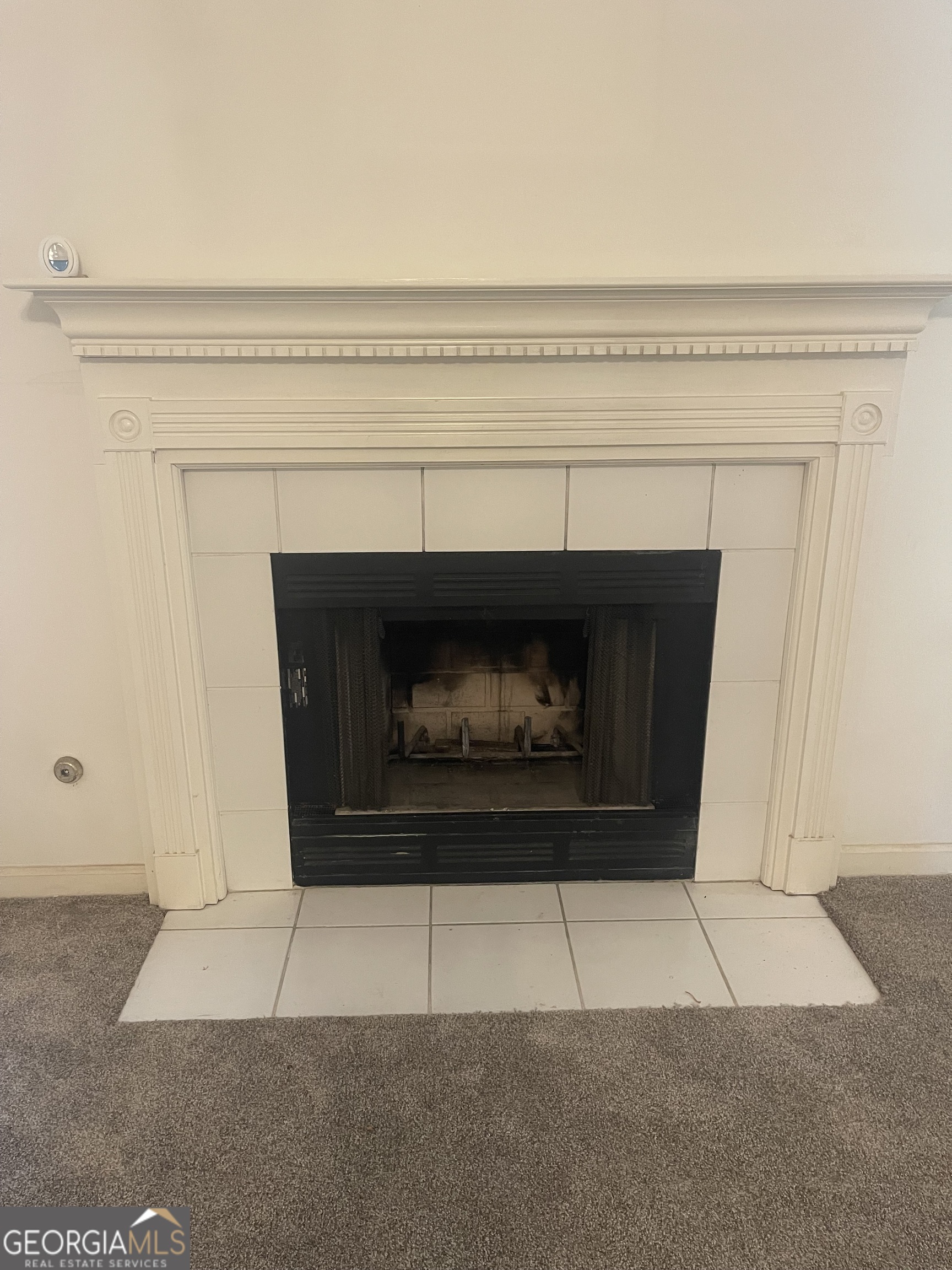3041 Regal DR