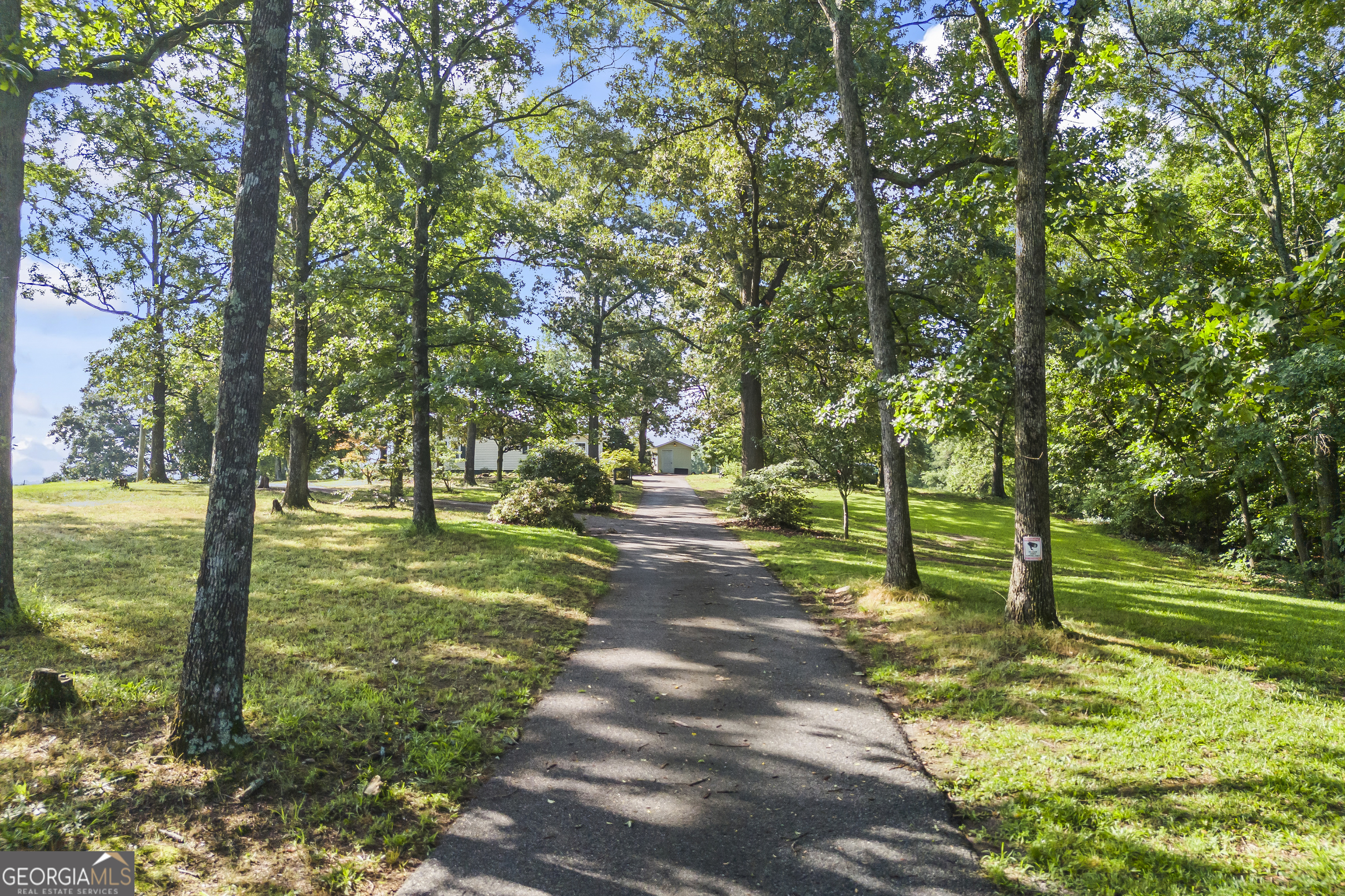 631 Sandy Cross RD
