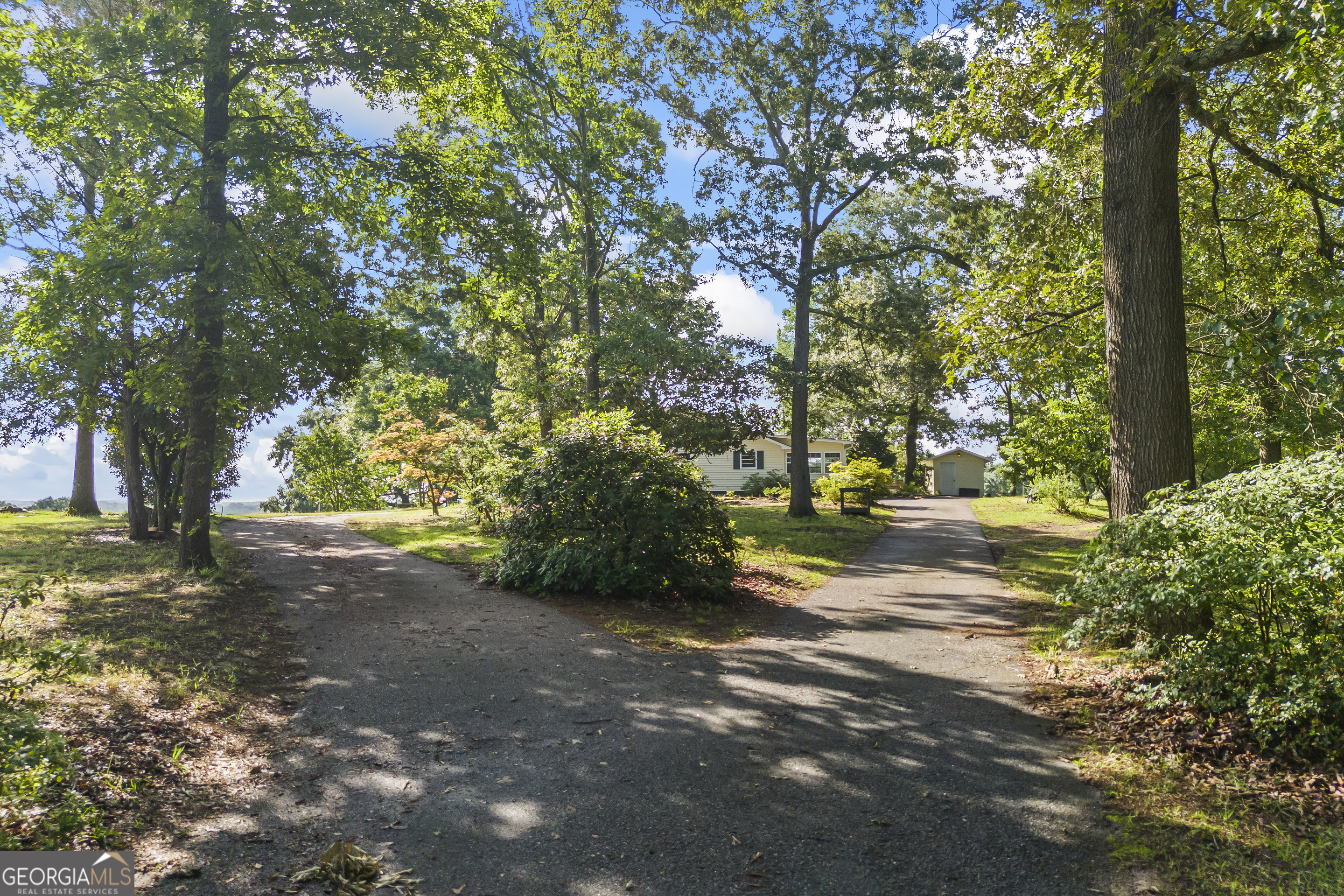 631 Sandy Cross RD