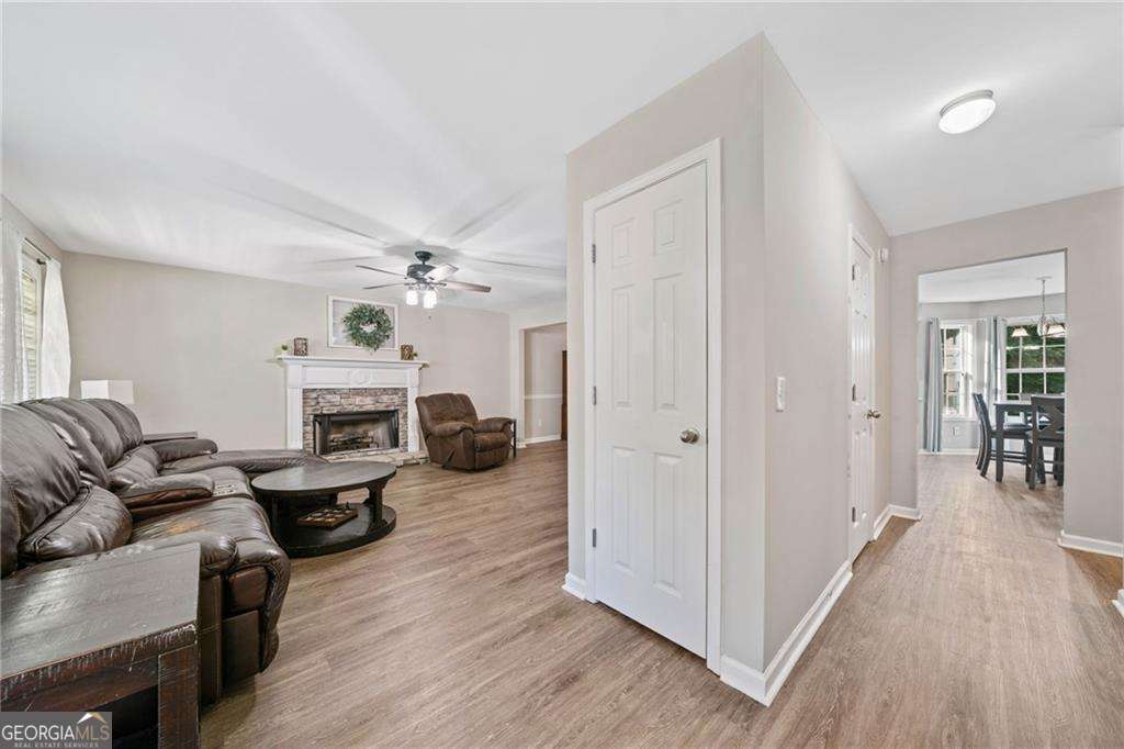 9410 Brooke Cove CT