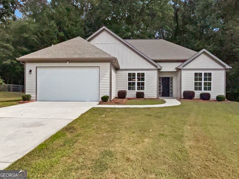 195 Sampson CT Covington GA 30016