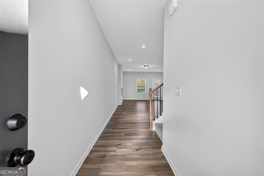 78 Jacobs Farm DR 33