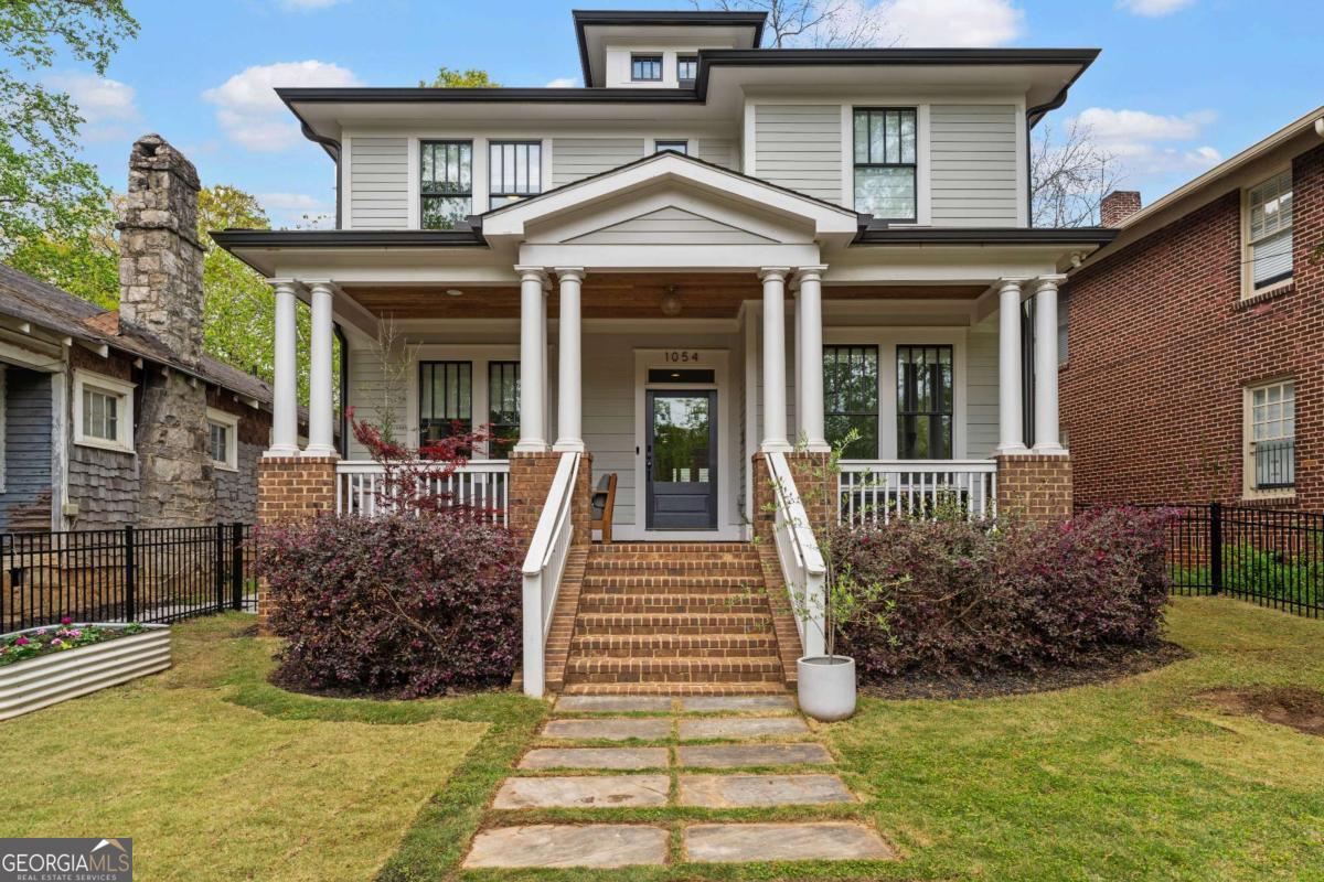 1054 EUCLID AVE NE