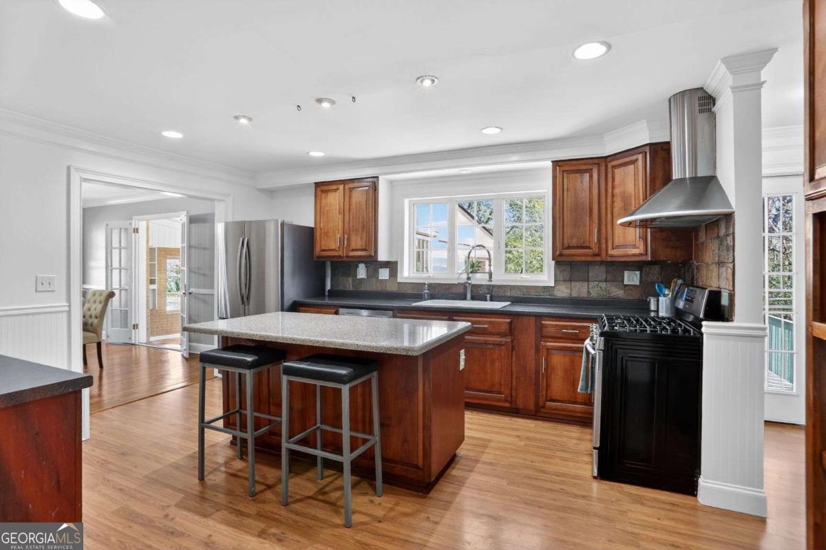 1072 Bouldercrest DR SE