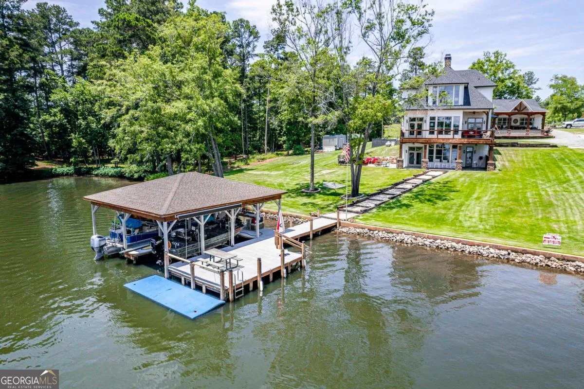 202 Sinclair Road