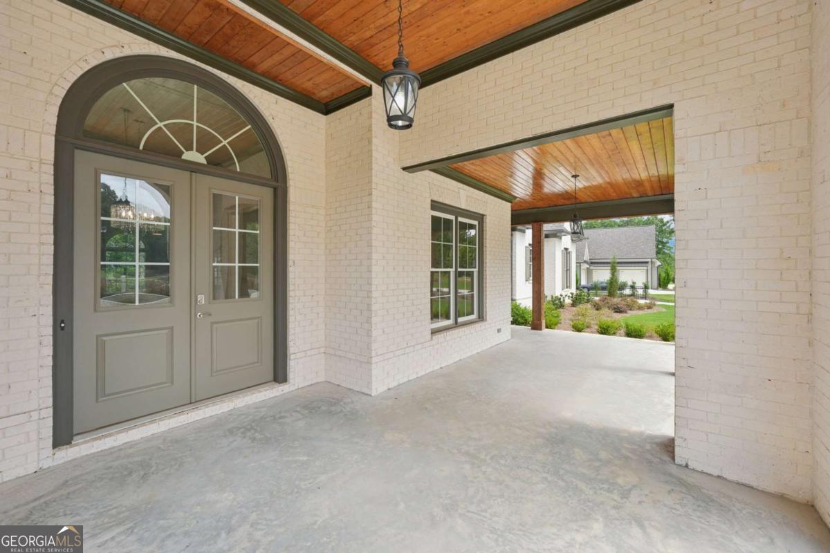 583 Carl Sanders DR