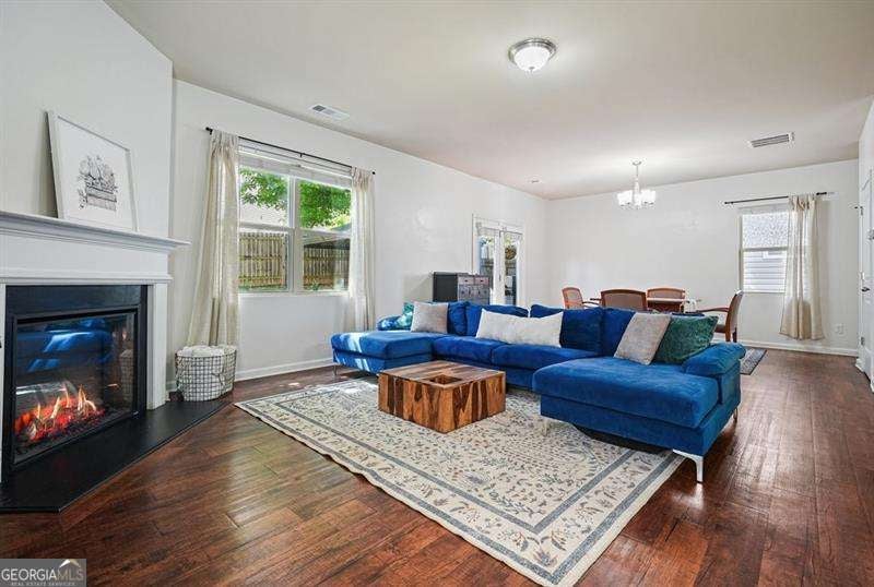 402 Wilshire CT