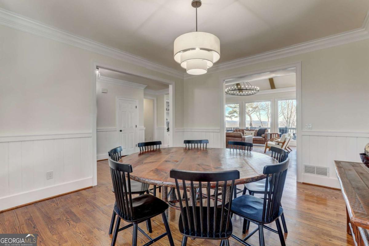 1492 Mcelroy Mountain DR