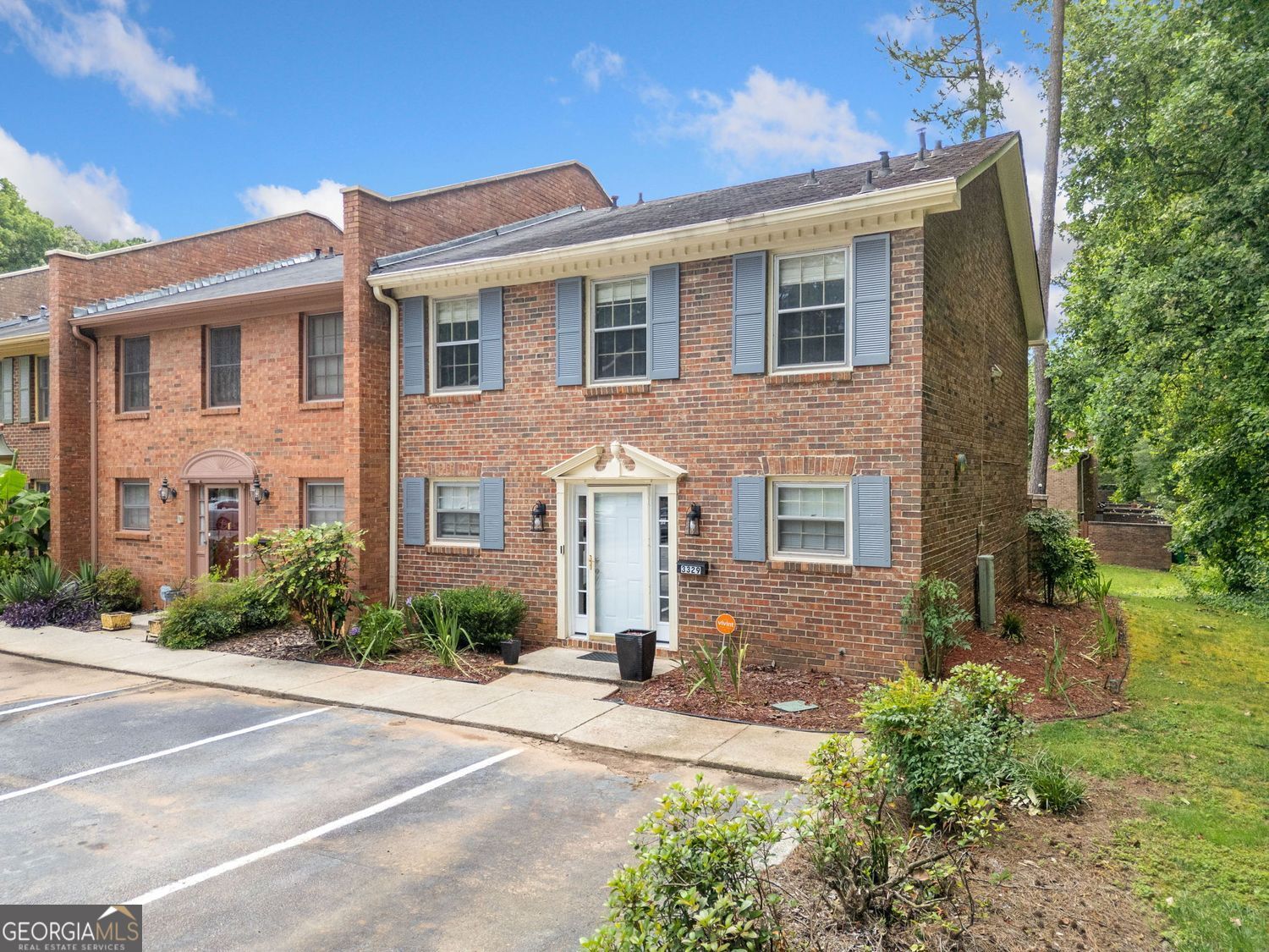 Decatr, Georgia 30032, United States, 3 Bedrooms Bedrooms, ,3 BathroomsBathrooms,Residential,Active,166657 Decatr, Georgia 30032, United States, 3 Bedrooms Bedrooms, ,3 BathroomsBathrooms,Residential,Active,166657