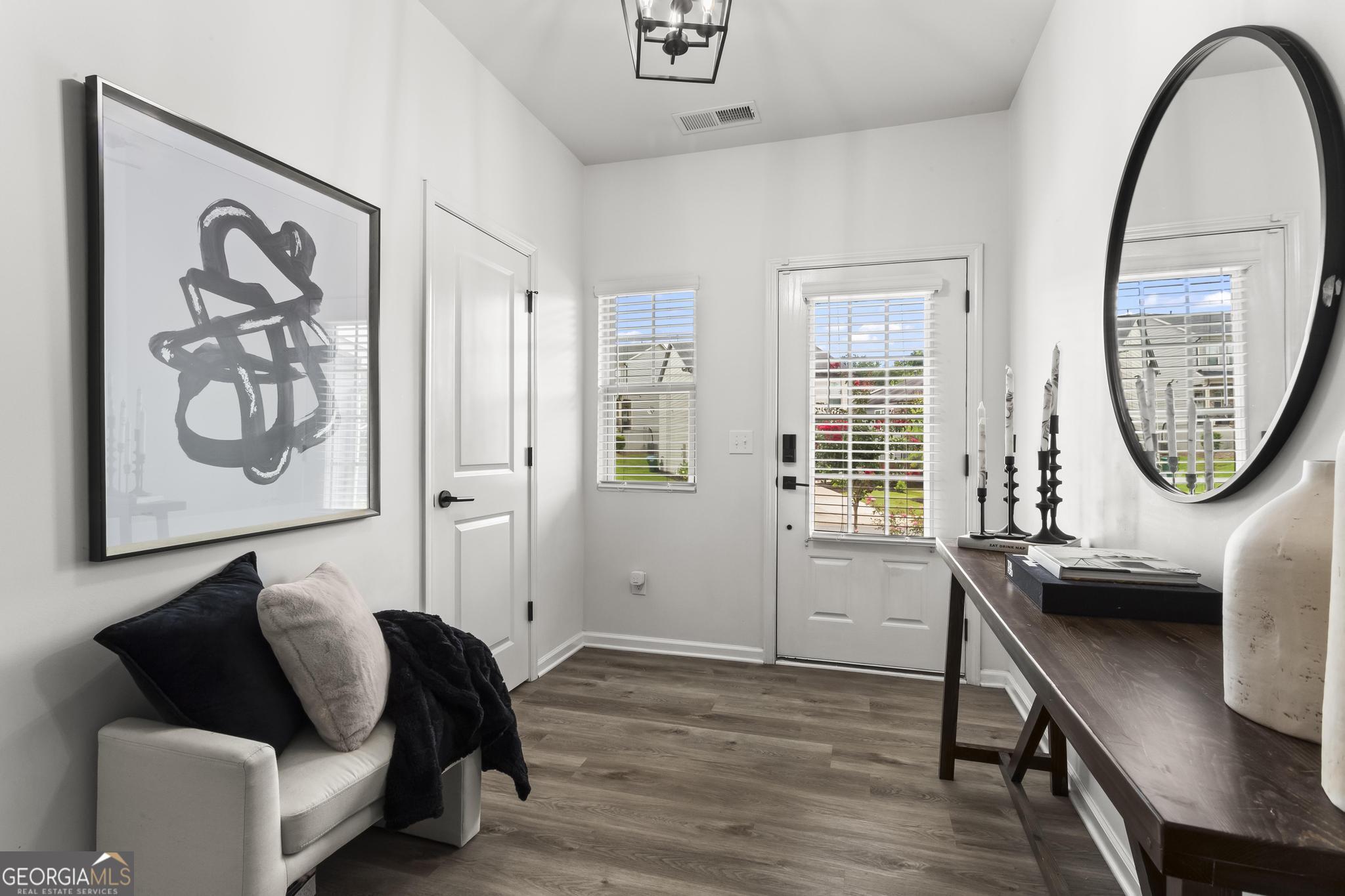 380 Winston CIR
