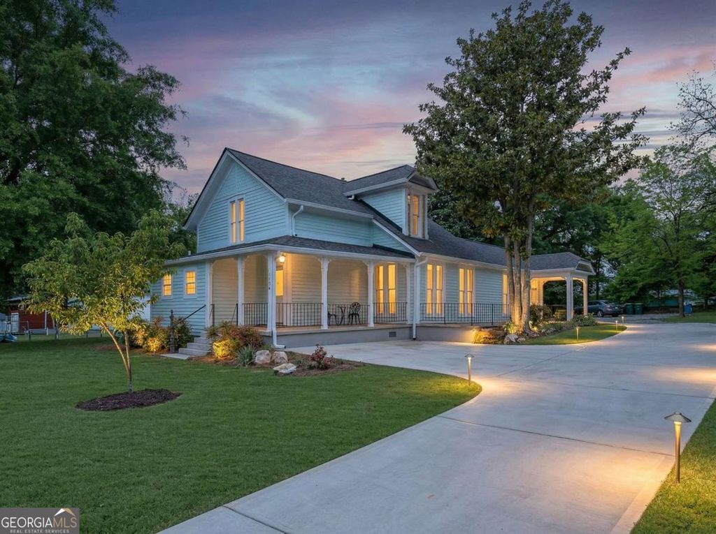 Photo of 134 Marble Mill Road NW, Marietta, GA 30060 (MLS # 10737160)