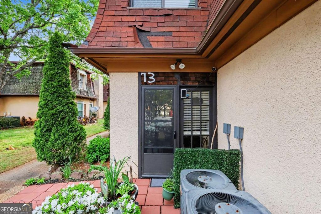 Photo of 73 Place Fontaine, Lithonia, GA 30038 (MLS # 10727190)