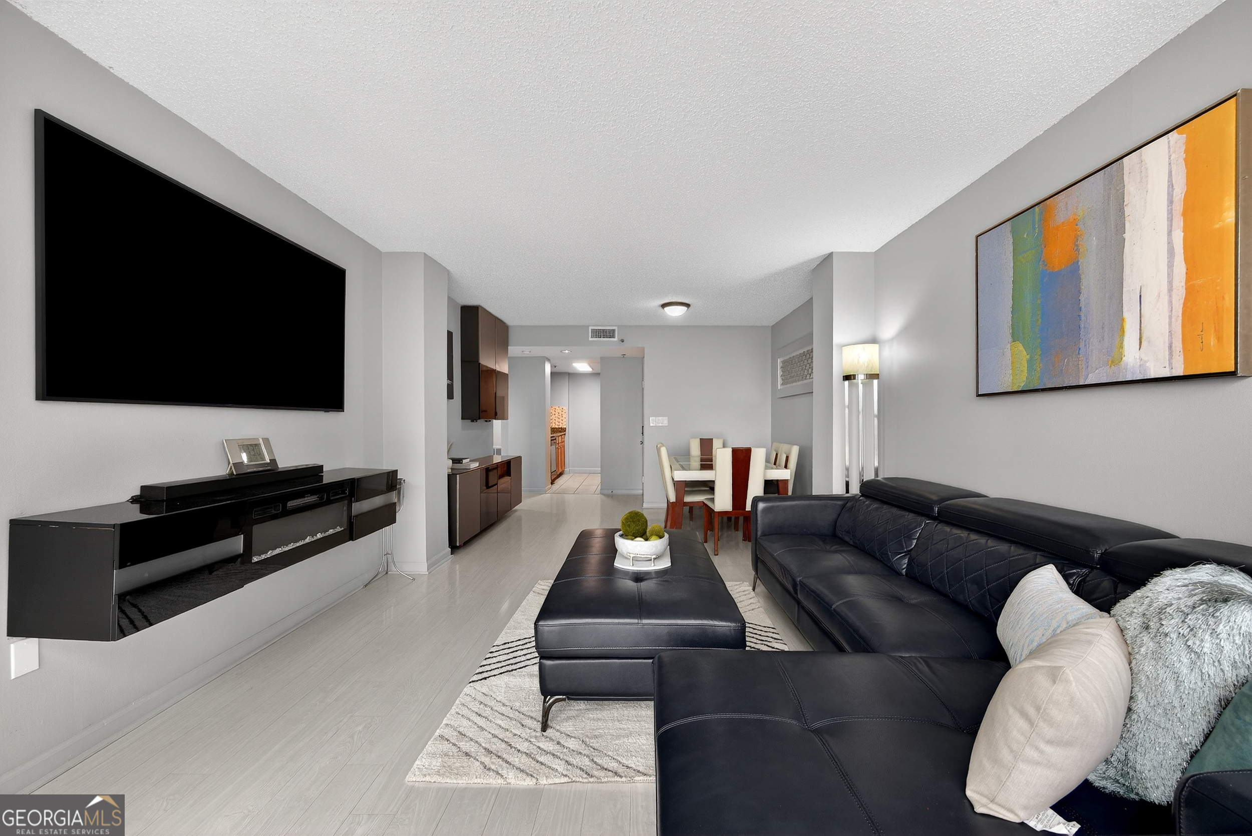 1280 W Peachtree ST NW APT 2708