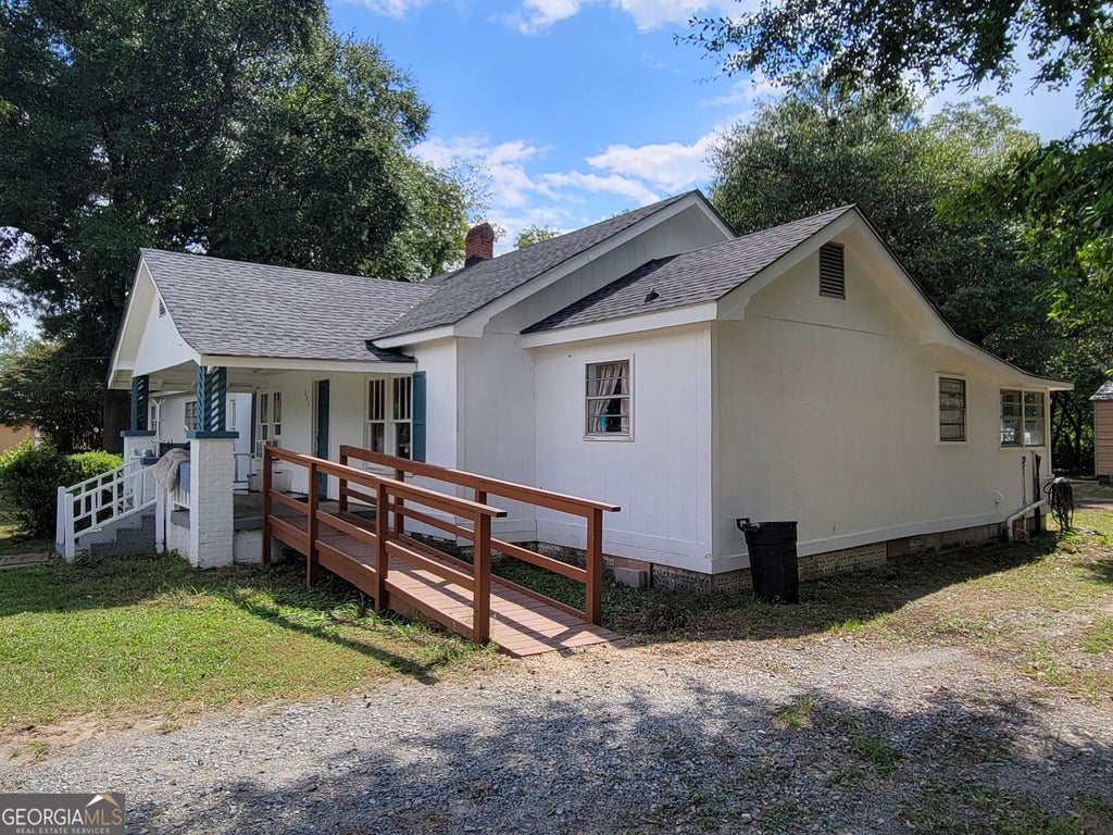 Photo of 221 Savannah Avenue, East Dublin, GA 31027 (MLS # 10878803)