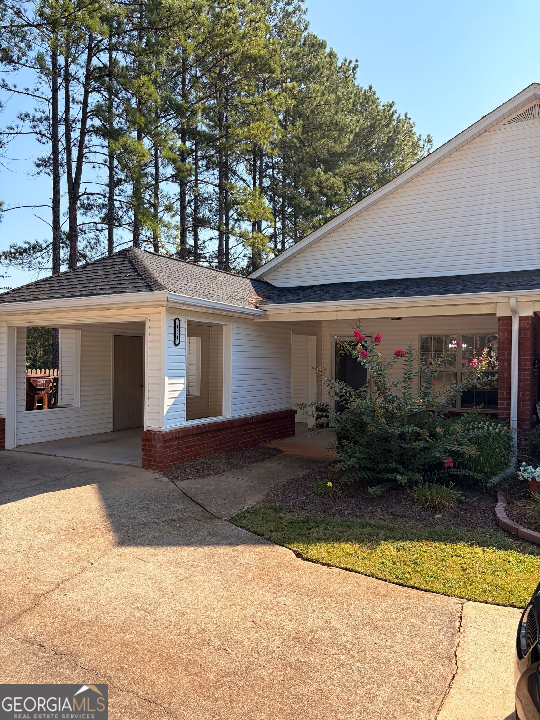 150 Old Mill RD 404