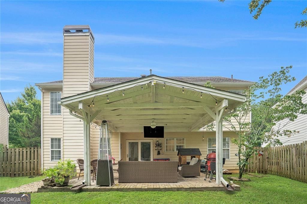 1040 Crabapple Lake CIR