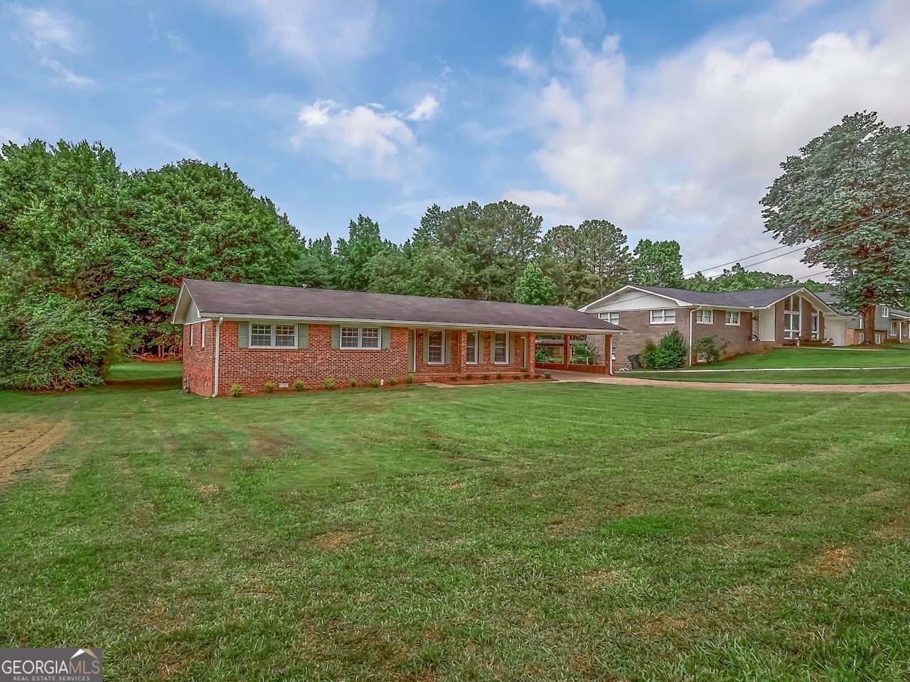 4601 LINDSEY DR