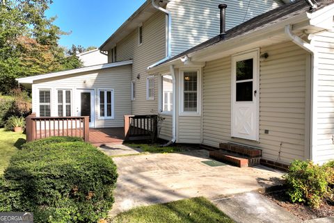 A home in Toccoa