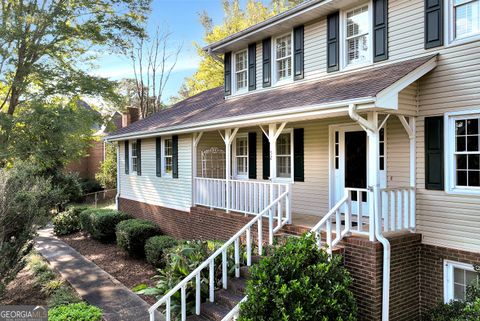 A home in Toccoa