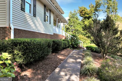 A home in Toccoa