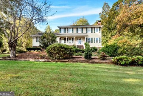 A home in Toccoa