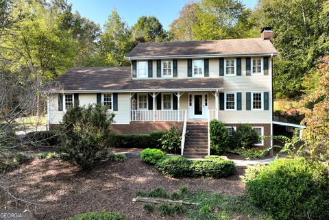 A home in Toccoa