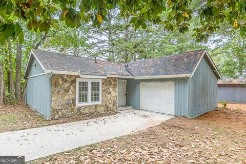 Photo of 8685 Woodside Lane, Jonesboro, GA 30238 (MLS # 10629978)