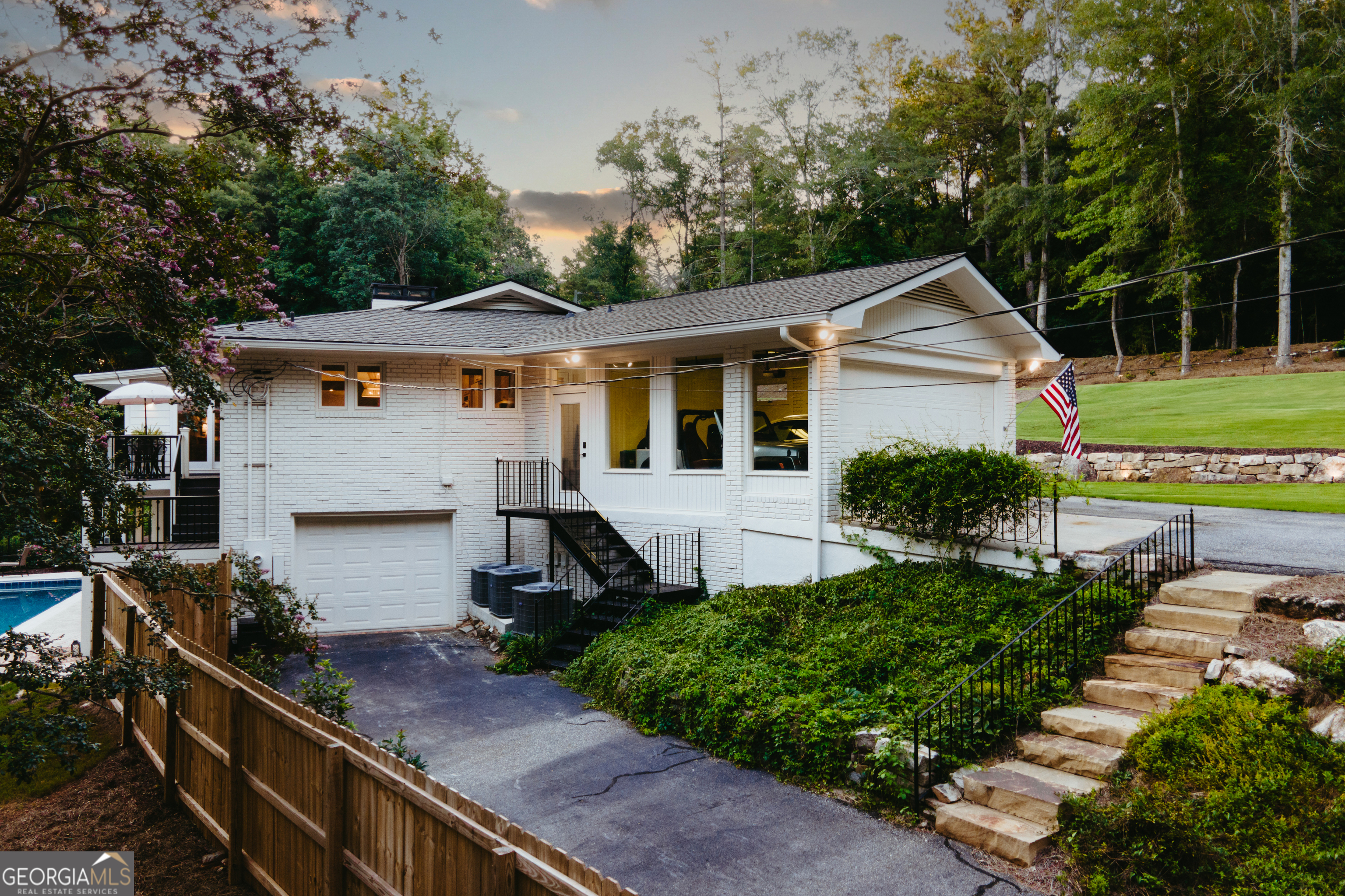 199 Tanglewood DR