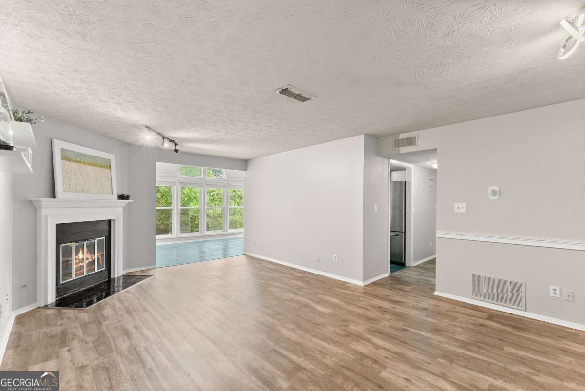 Canyon Point - Residential