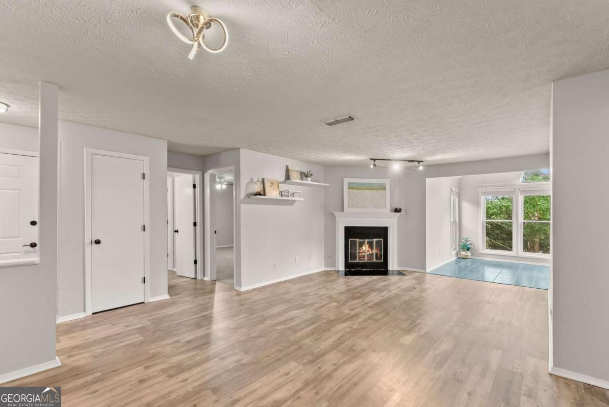 Canyon Point - Residential