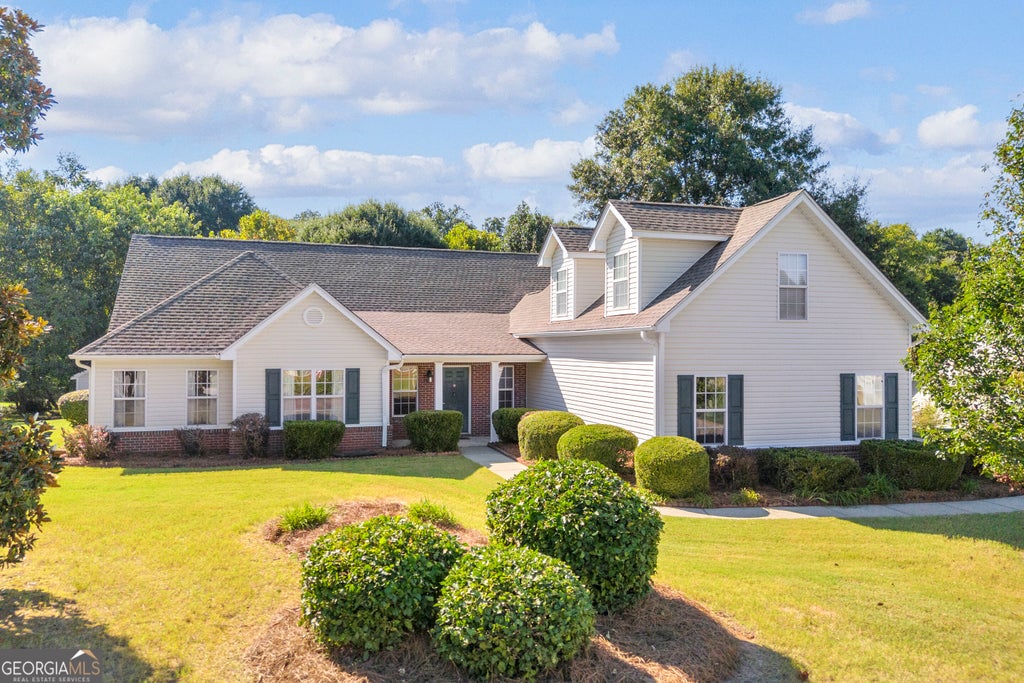 Photo of 123 Berry Hill Ln, Hoschton, GA 30548 (MLS # 10834470)