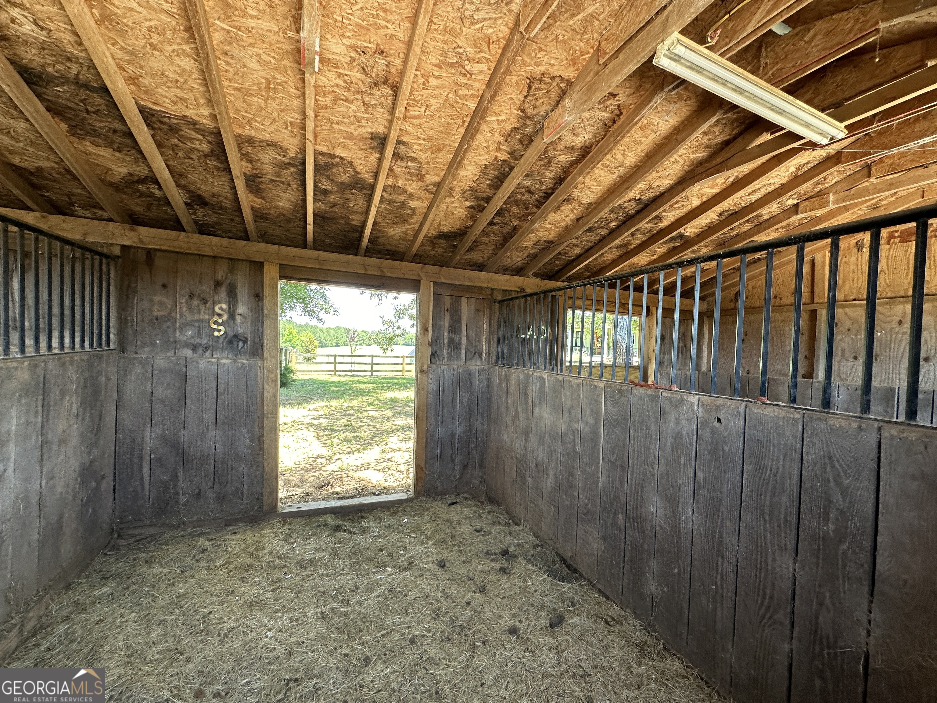 182 Corral RD
