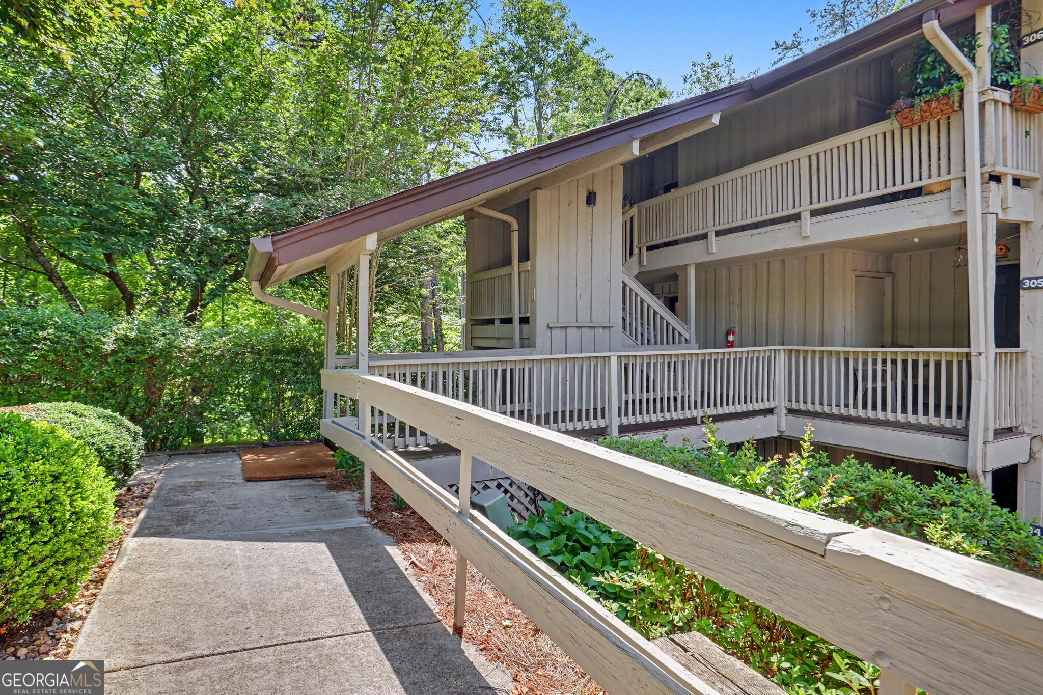227 Shakespeare Drive Unit #303