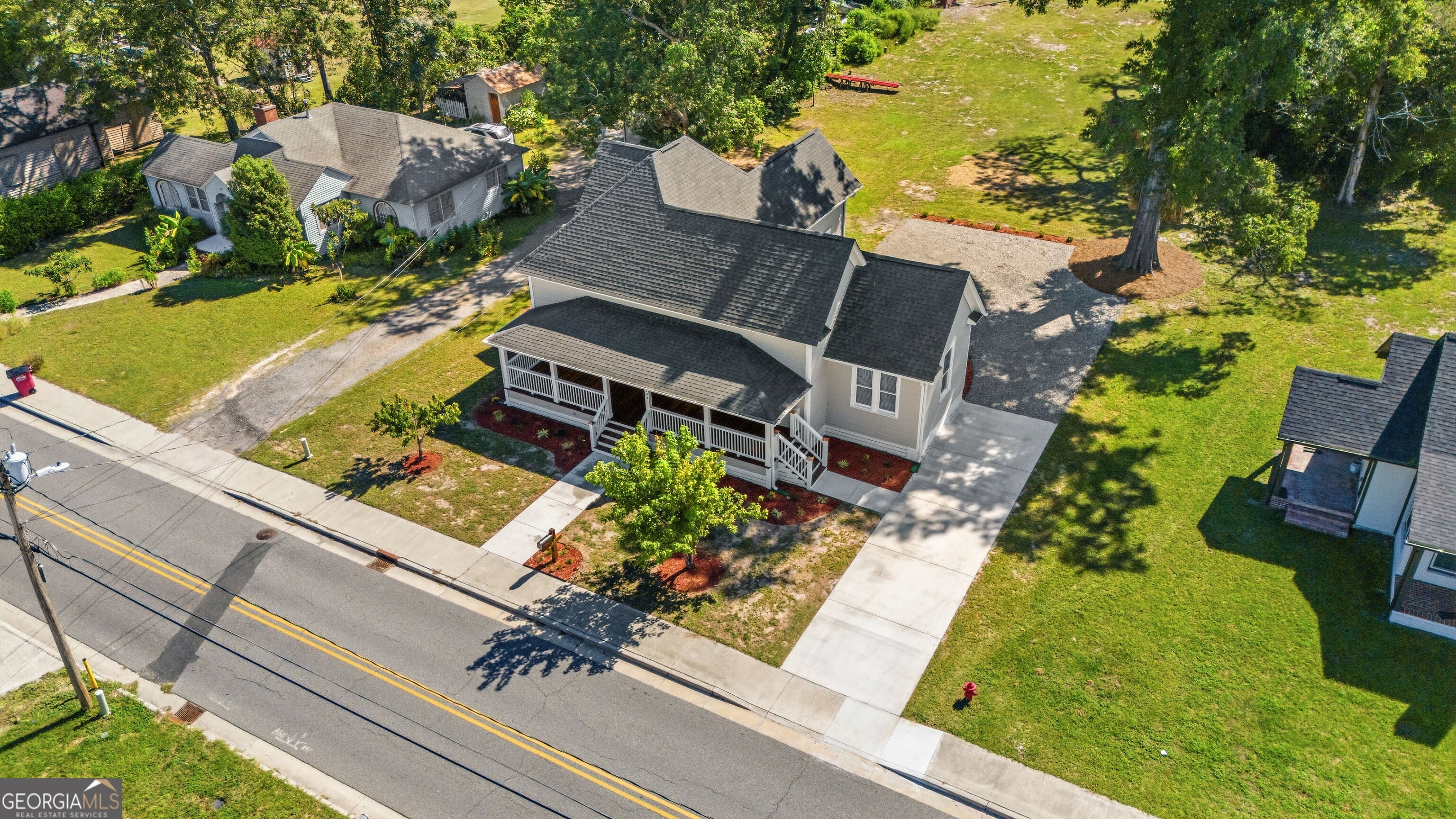 204 Fair ST