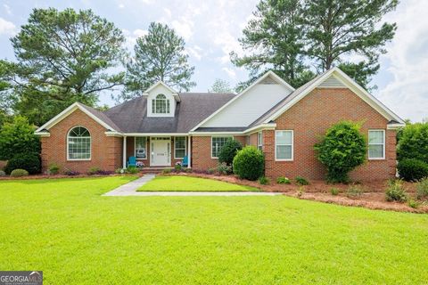 A home in Valdosta