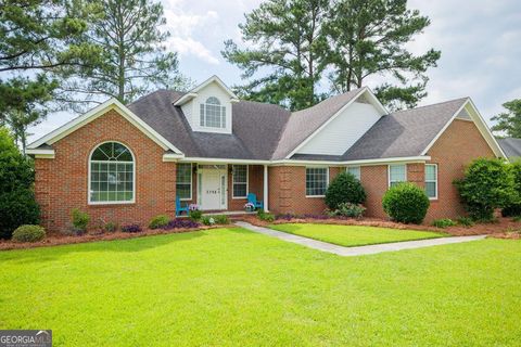 A home in Valdosta