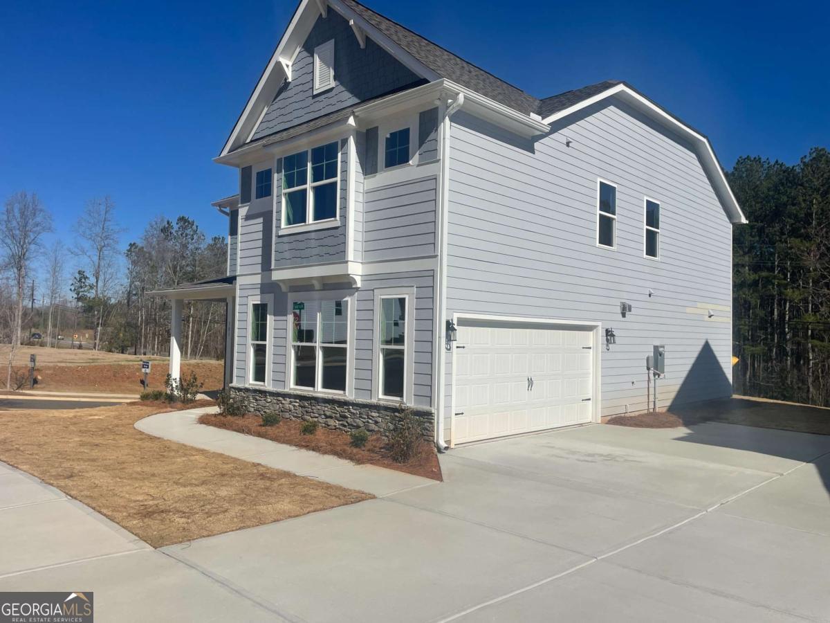 381 Conifer LN