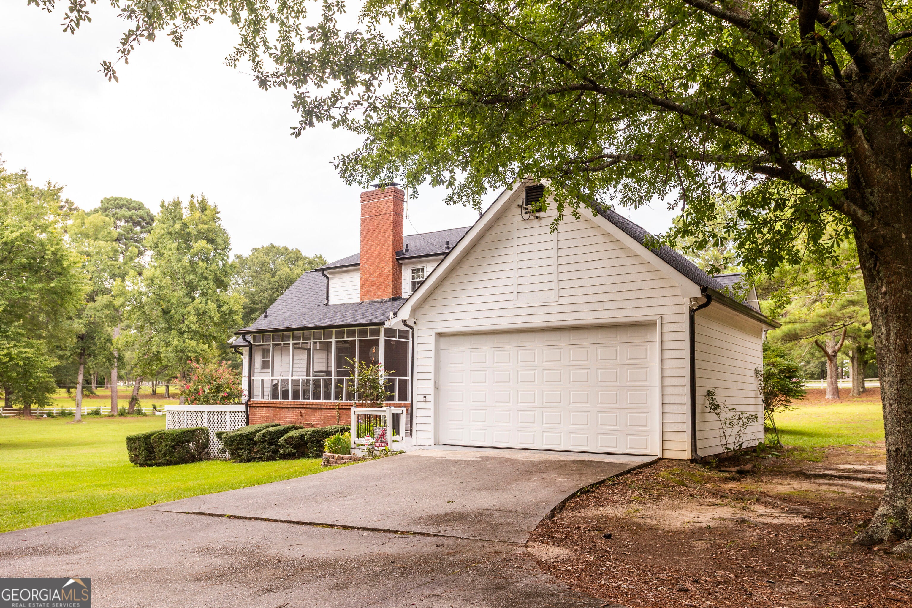 3260 N Sharon Church RD