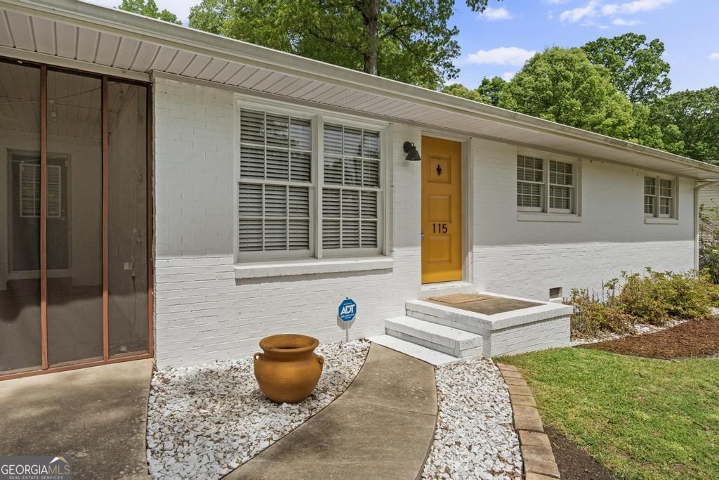 Photo of 115 Pine Avenue SW, Griffin, GA 30224 (MLS # 10731857)