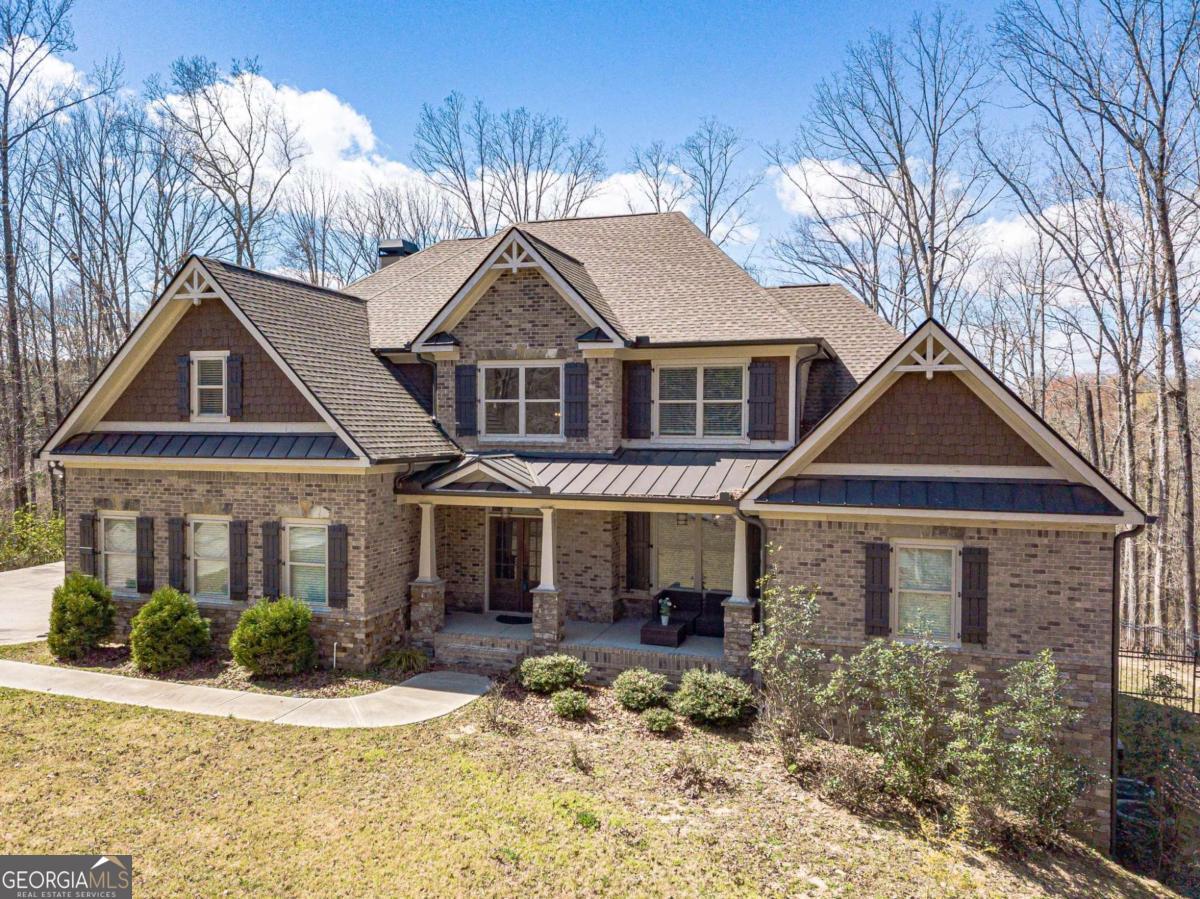 1024 Highgrove DR