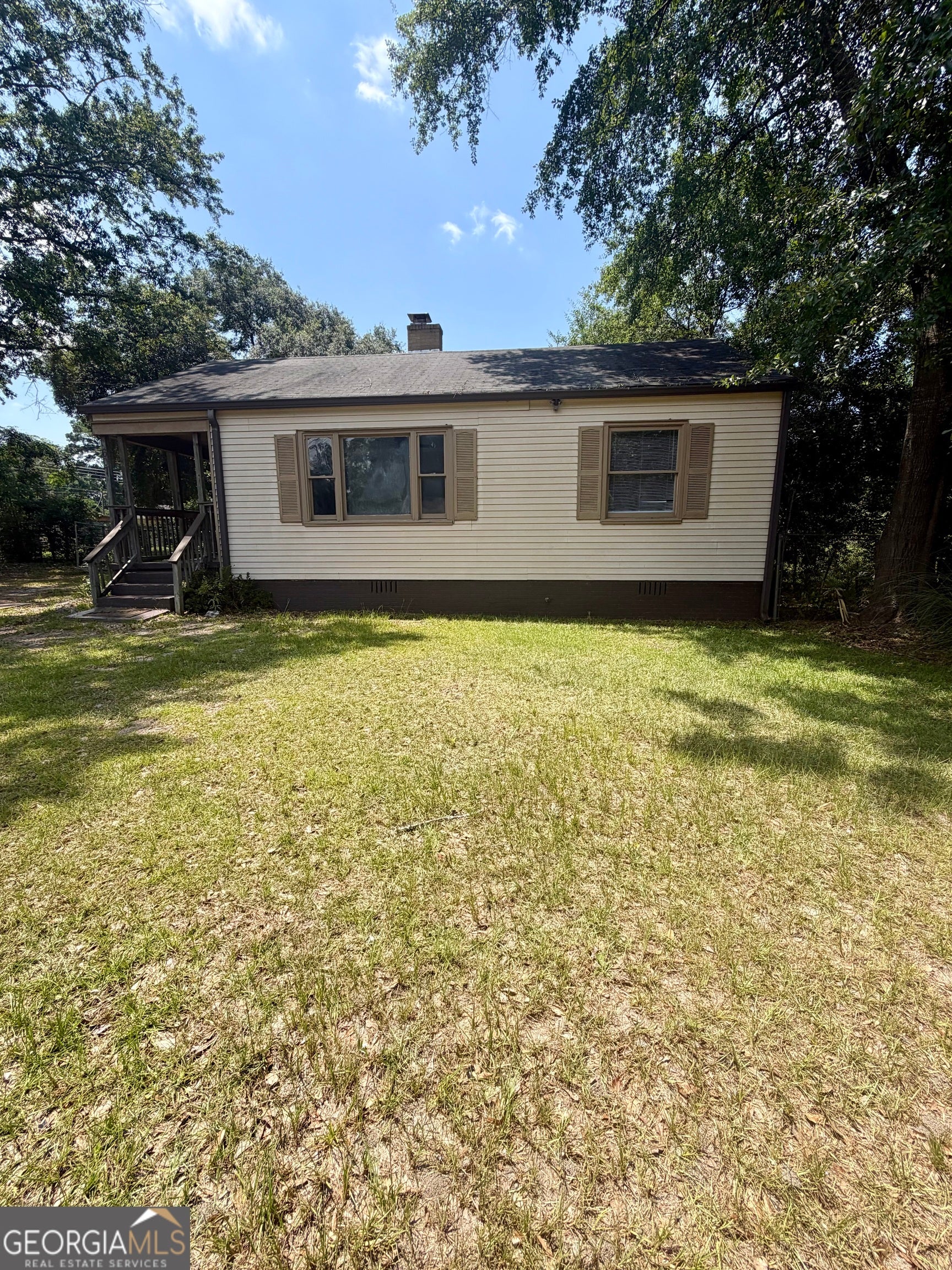 Photo 1 of 17 — 607 McArthur BLVD, Warner Robins, GA 31093