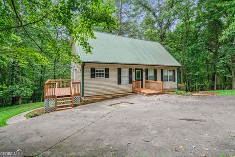 Photo of 168 Ridgecrest Circle, Ellijay, GA 30540 (MLS # 10582040)