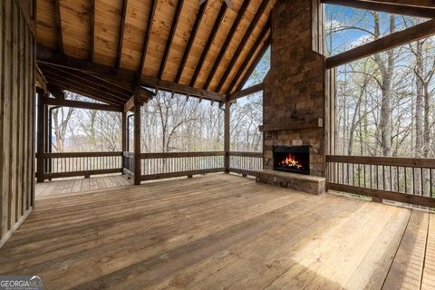 A home in Mineral Bluff