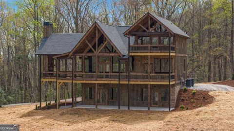 A home in Mineral Bluff